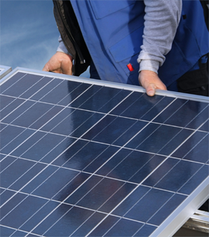 Solarzellen Handwerker